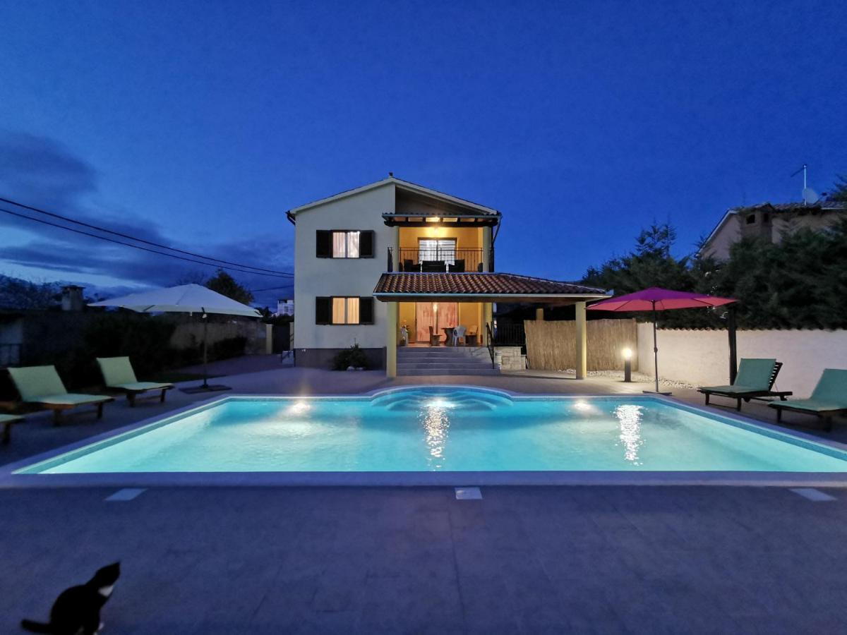 House Ana - Loborika, Pula, 4 Bedrooms Εξωτερικό φωτογραφία